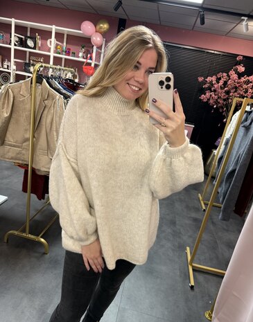 Lotti col sweater 