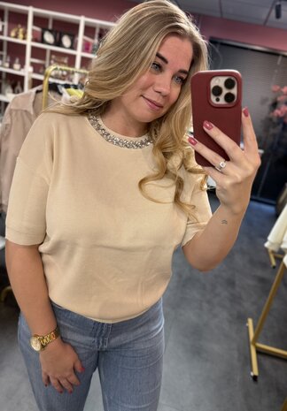 Beige shirt met korte mouw en sierstenen