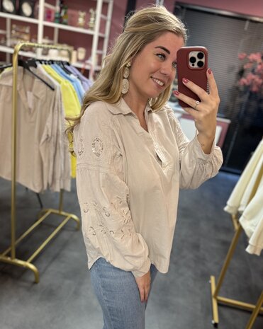 Ayla blouse beige