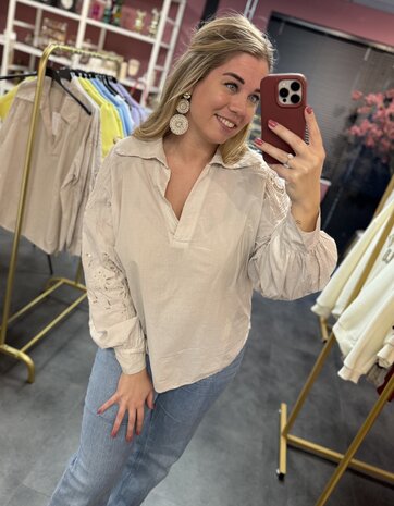 Ayla blouse beige