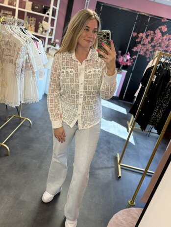 Blouse wit kant