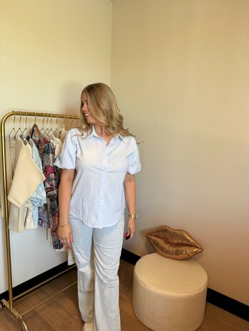 Blouse Rowena lichtblauw