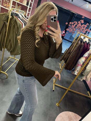 By Swan - shirt bruin met faire mouw